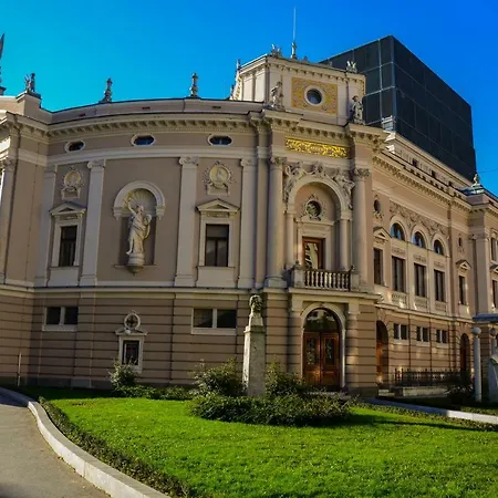 Apartment River View